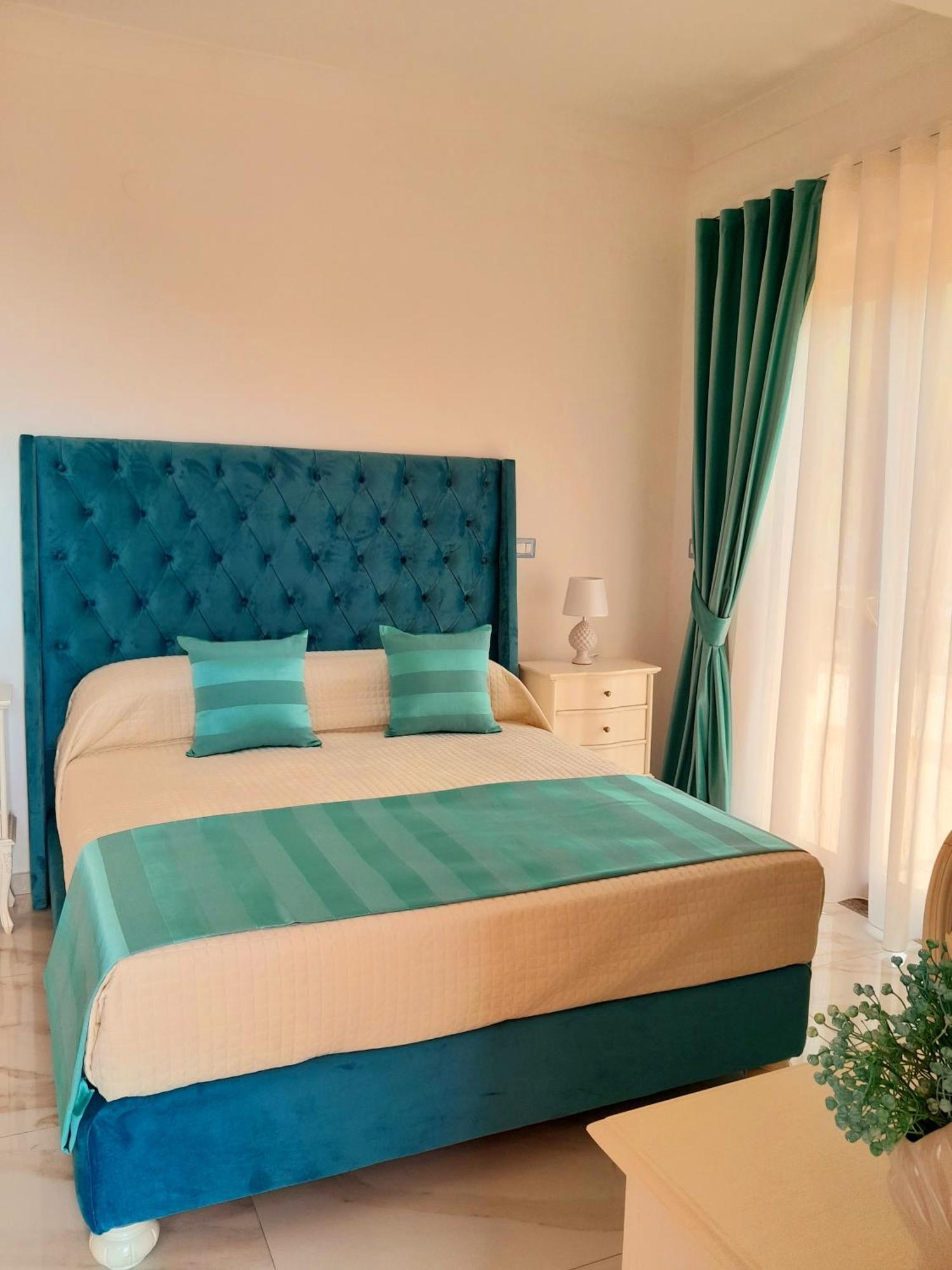 Casola di Napoli La Vigna Del Vento Bed & Breakfast エクステリア 写真