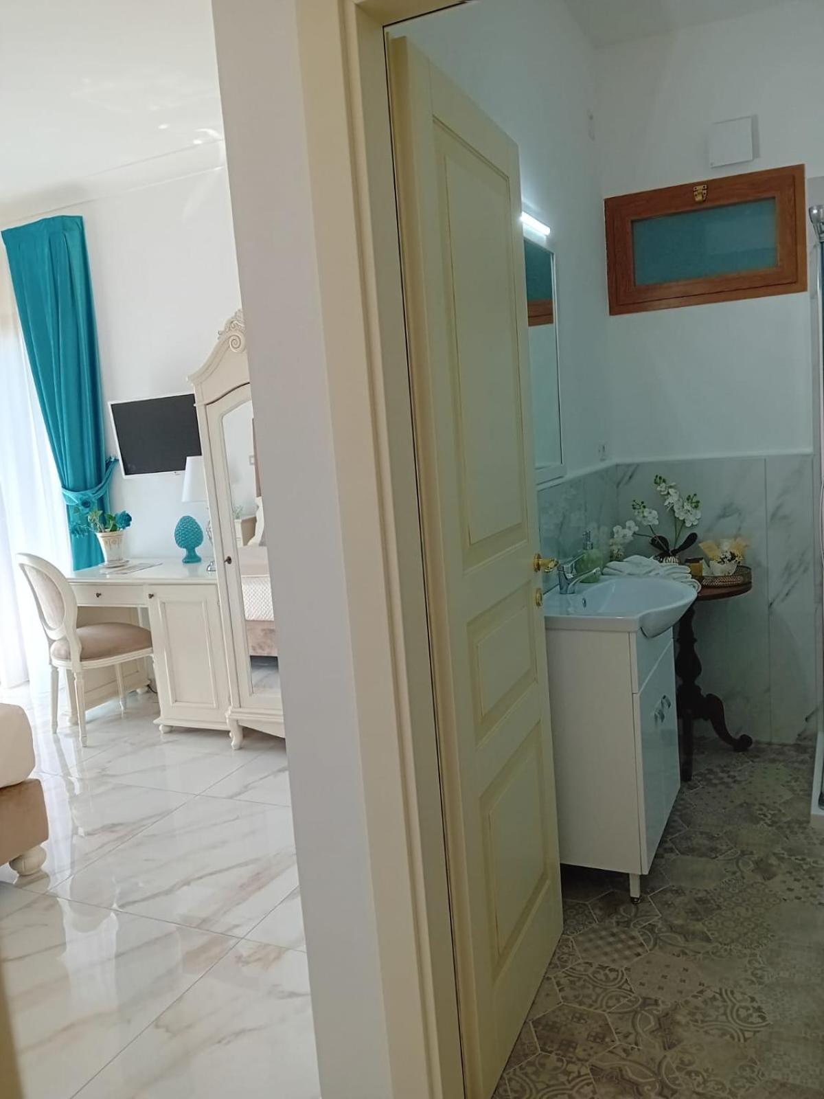 Casola di Napoli La Vigna Del Vento Bed & Breakfast エクステリア 写真