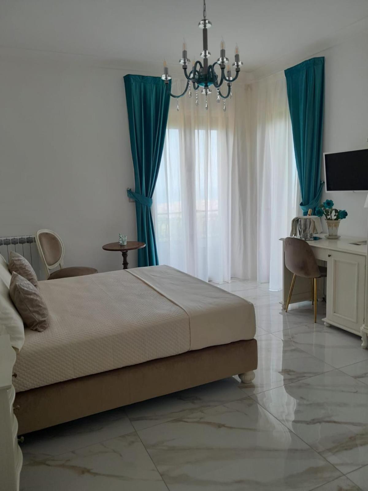 Casola di Napoli La Vigna Del Vento Bed & Breakfast エクステリア 写真
