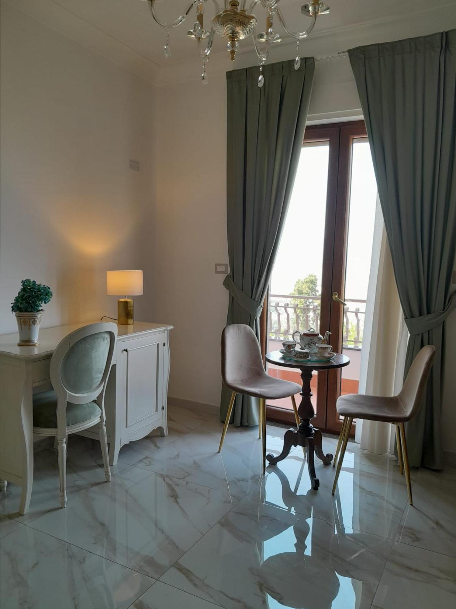 Casola di Napoli La Vigna Del Vento Bed & Breakfast エクステリア 写真